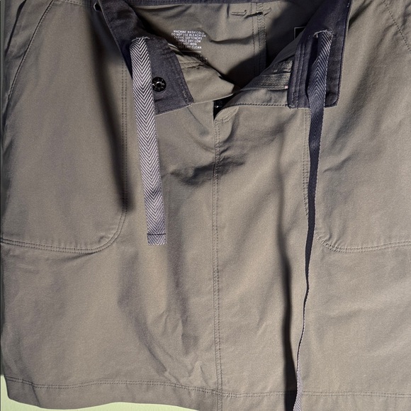 REI Green Women's Athletic Skirt with liner 8 - Picture 8 of 11